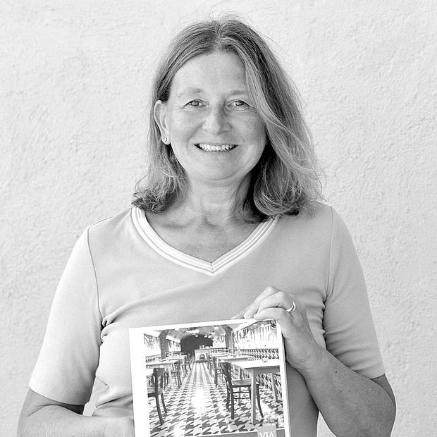 Portraitbild Anette Reinhart