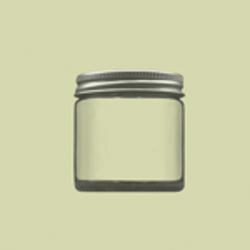 Kreidefarbe im Glas Grüner Tee 