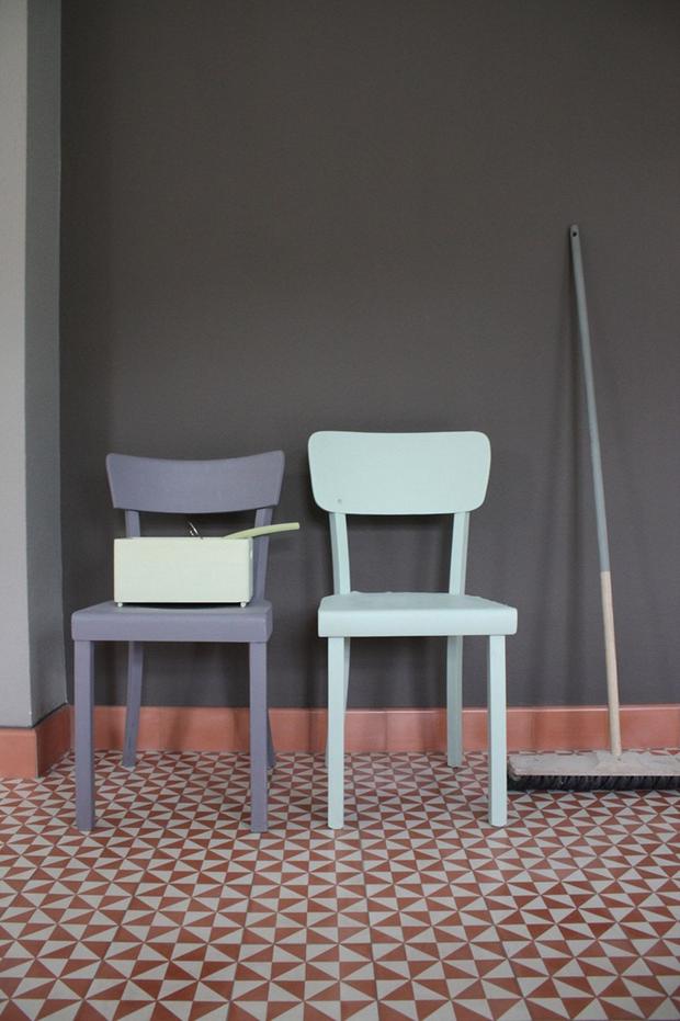 Kreidefarbe dunkel Kreidefarbe dunkel