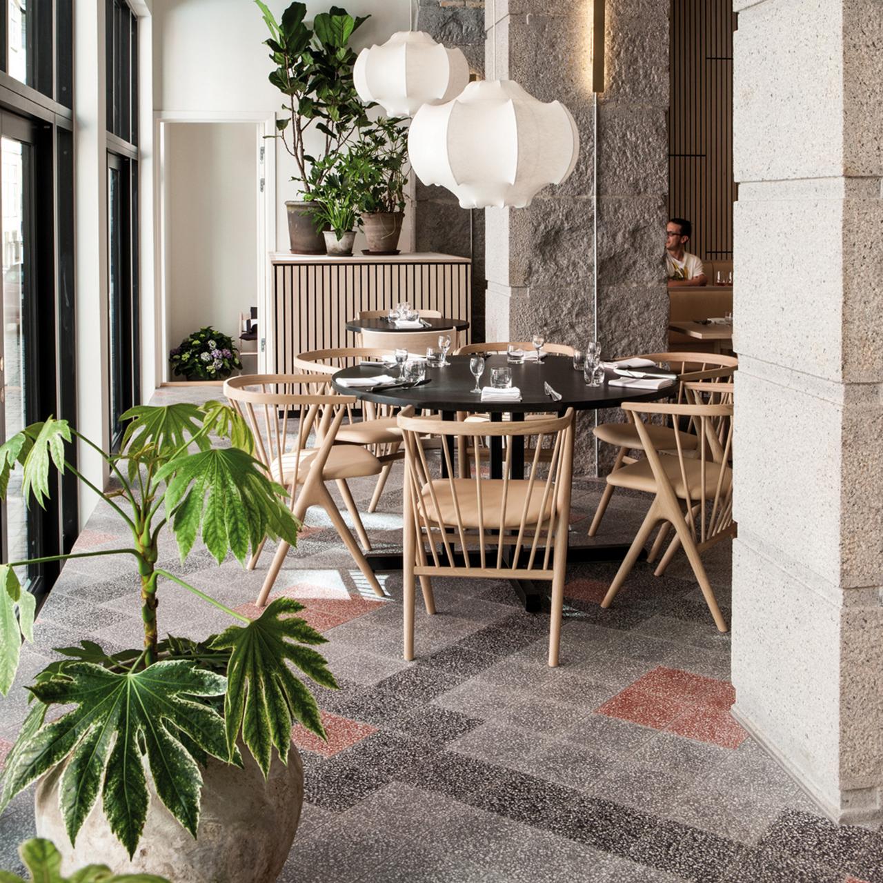 Terrazzofliesen im Wintergarten vom Restaurant Terrazzofliesen im Wintergarten vom Restaurant