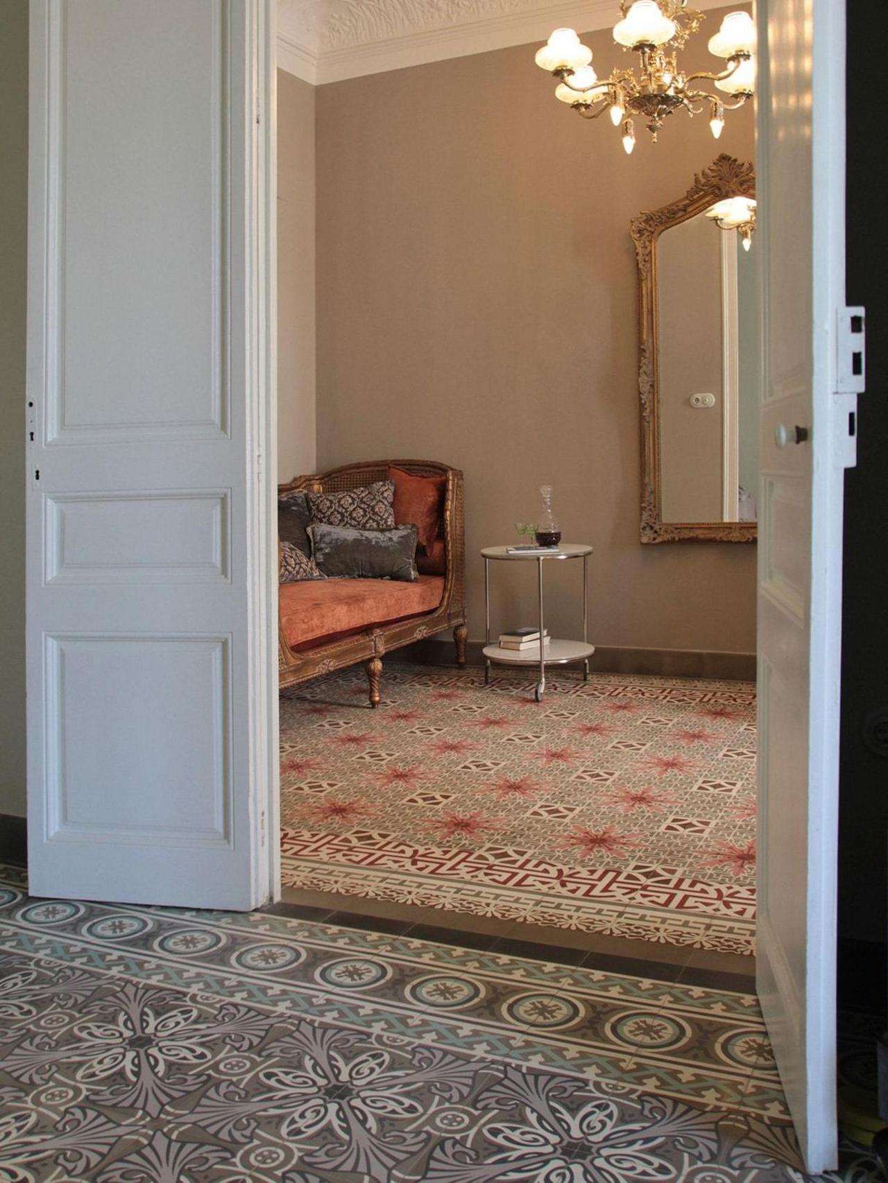 VIA Zementmosaikplatte N° 51143 und N° 51072 VIA Zementmosaikplatte N° 51143 und N° 51072