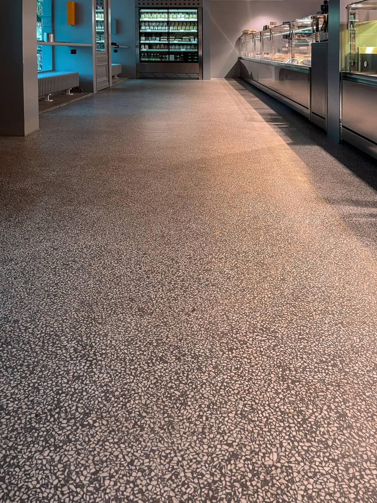 VIA Terrazzo in einer Metzgerei VIA Terrazzo in einer Metzgerei