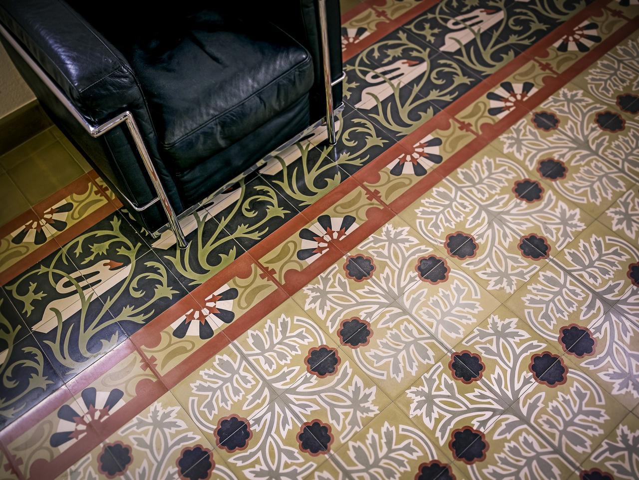 VIA Fahrradflicken Platte im Wohnzimmer VIA Fahrradflicken Platte im Wohnzimmer