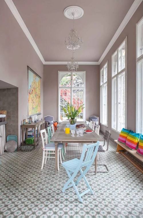 Orangerie mit warmen Grüntönen