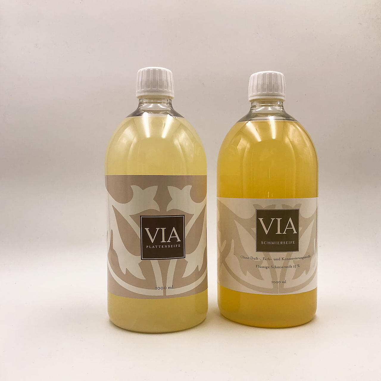 Zementfliesen pflegen mit Schmierseife 