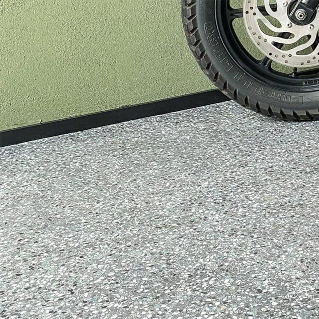 VIA Terrazzo in der Garage